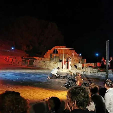 Testa Di Monaco Natural Capo dʼOrlando