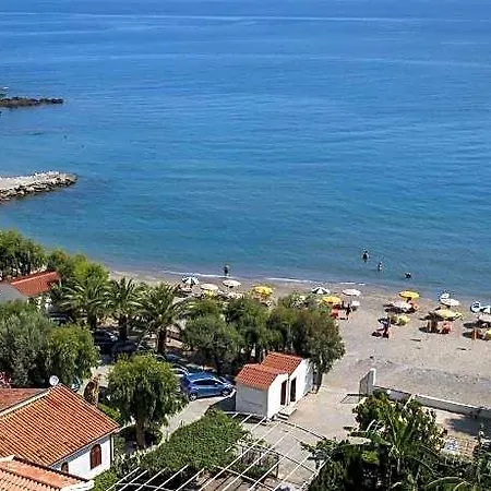 Hotel Testa Di Monaco Natural Capo dʼOrlando