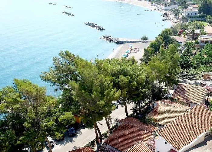 Testa Di Monaco Natural Hotel